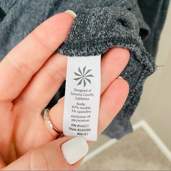 Athleta Long Sleeve Top Gray Sz Small - Picture 6 of 9